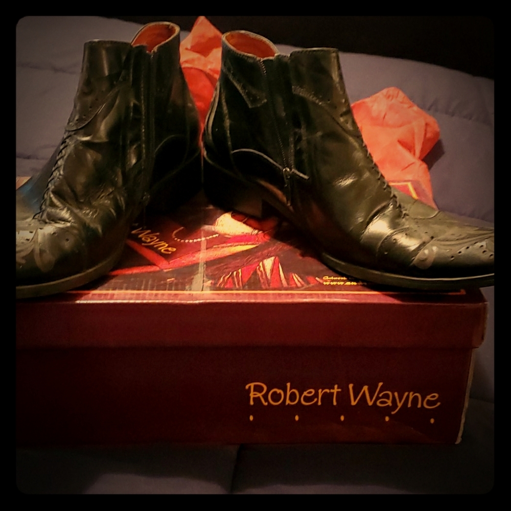 Men's shoes